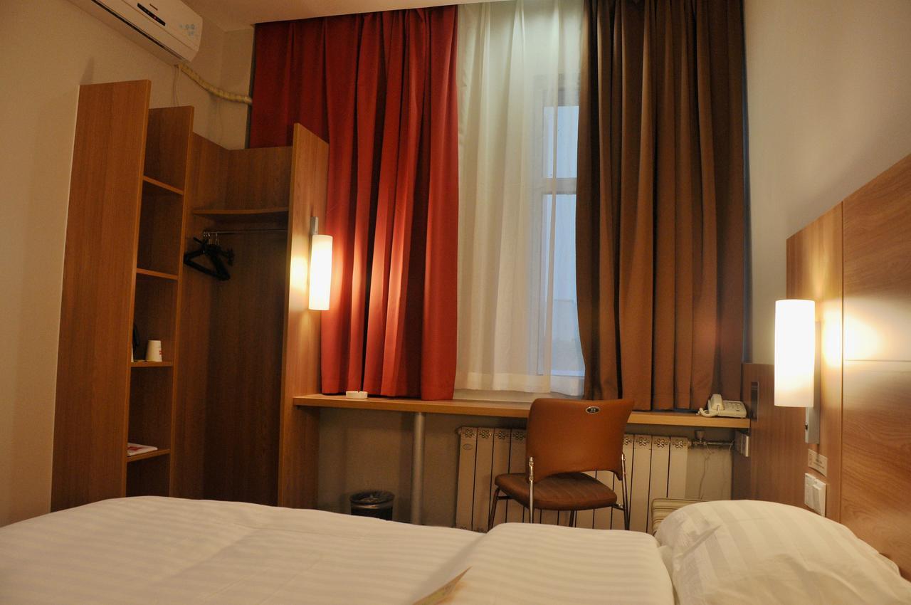Отель Ibis Luoyang Hi Tech Dev Zone Экстерьер фото